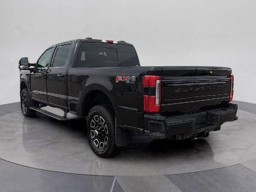 Agate Black Metallic 2025 Ford F-250 Platinum