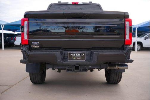 2025 Ford F-250 Platinum