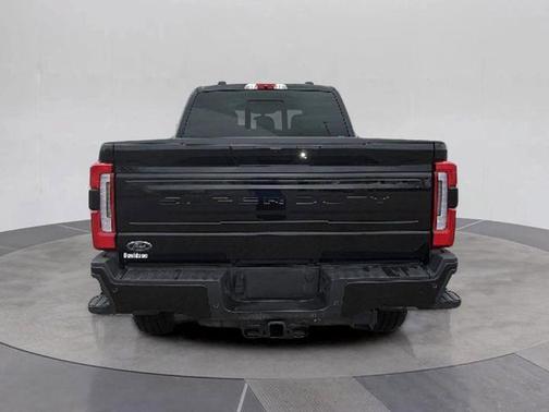 Agate Black Metallic 2025 Ford F-250 Platinum