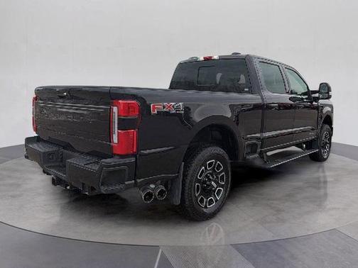 Agate Black Metallic 2025 Ford F-250 Platinum