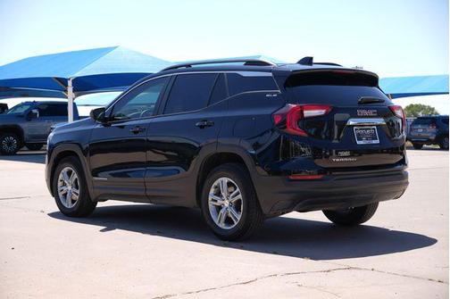 Ebony Twilight Metallic 2022 GMC Terrain SLE