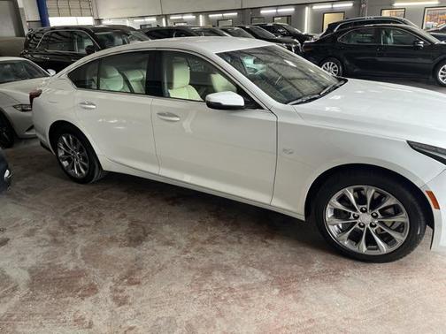 2023 Cadillac CT5 Premium Luxury