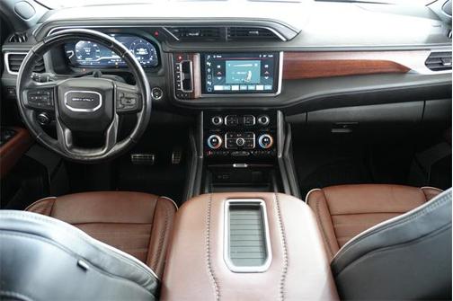 2023 GMC Yukon XL Denali Ultimate