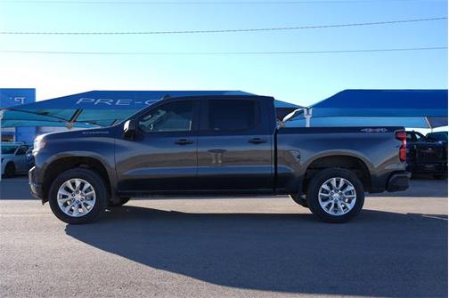2022 Chevrolet Silverado 1500 Custom