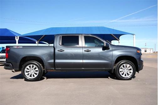 2022 Chevrolet Silverado 1500 Custom