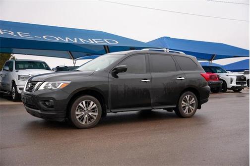 2020 Nissan Pathfinder SL 2WD