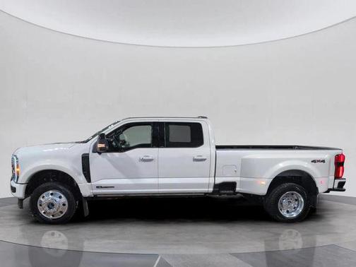 2026 Ford F-450 Platinum