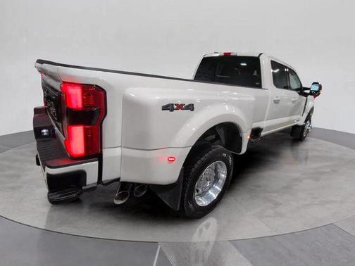 2026 Ford F-450 Platinum