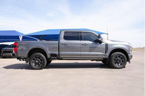 2025 Ford F-250 Platinum