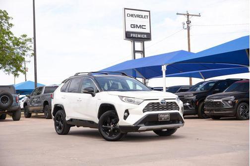 Blizzard Pearl/Midnight Black Metallic 2021 Toyota RAV4 Hybrid SE
