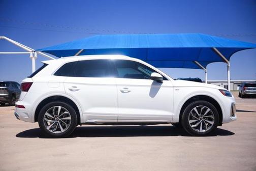 2024 Audi Q5 45 S line Premium