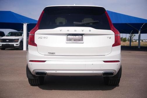 2020 Volvo XC90 T5 Momentum