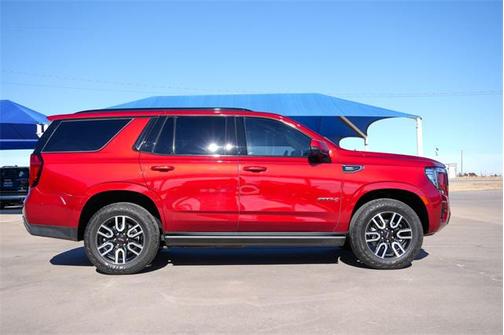 2024 GMC Yukon 4WD AT4