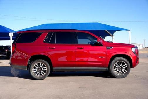 2024 GMC Yukon 4WD AT4