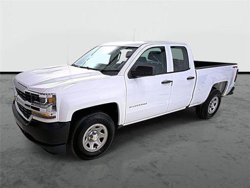 Summit White 2018 Chevrolet Silverado 1500 WT