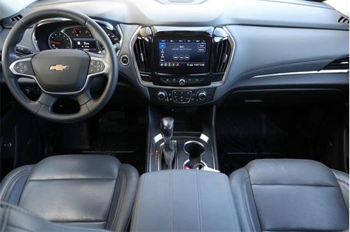 2021 Chevrolet Traverse LT Leather