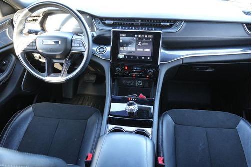 2021 Jeep Grand Cherokee L Altitude