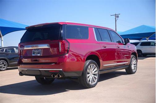 2022 GMC Yukon XL Denali