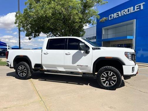 2022 GMC Sierra 2500 AT4