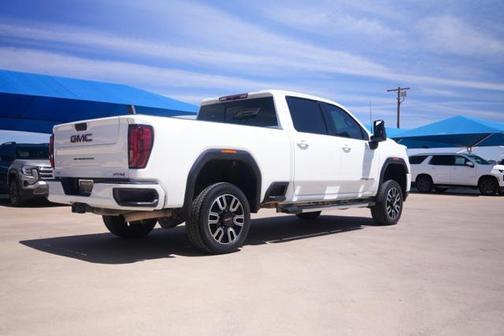 2022 GMC Sierra 2500 AT4