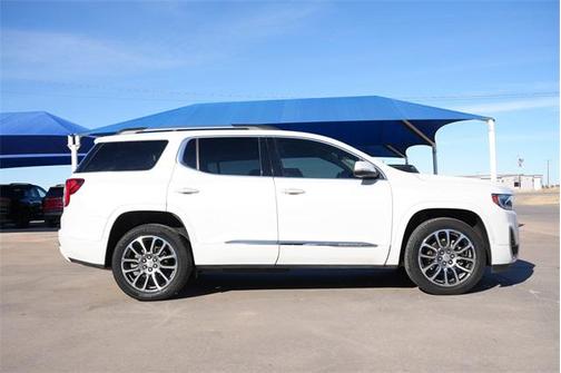 2022 GMC Acadia Denali