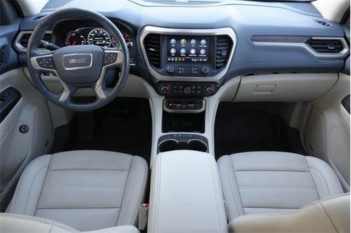 2022 GMC Acadia Denali