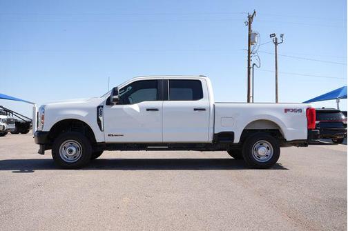 Oxford White 2025 Ford F-250 XL