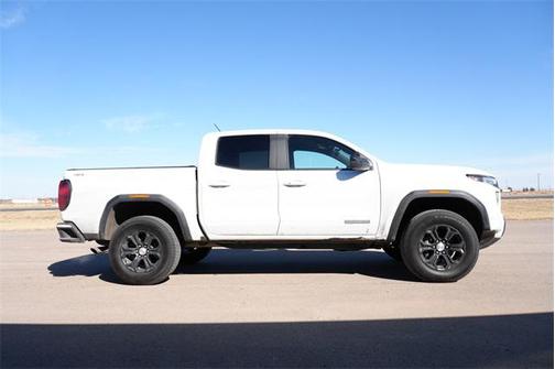 2024 GMC Canyon Elevation
