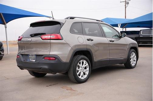 2016 Jeep Cherokee Sport
