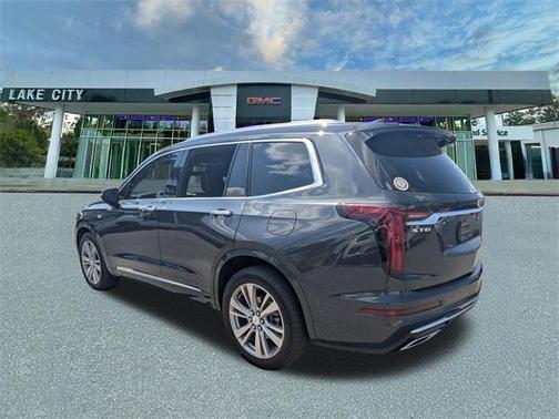 2023 Cadillac XT6 Premium Luxury FWD