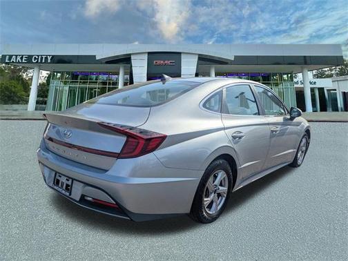 2021 Hyundai SONATA SE