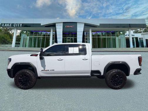 Summit White 2024 GMC Sierra 2500 AT4X