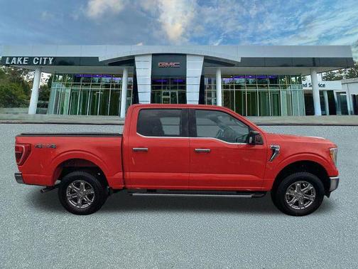 Race Red 2023 Ford F-150 XLT