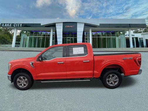 Race Red 2023 Ford F-150 XLT