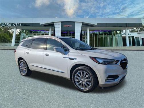 2020 Buick Enclave FWD Essence