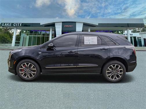 2022 Cadillac XT5 Sport