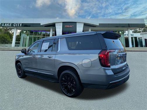 2023 GMC Yukon XL SLT