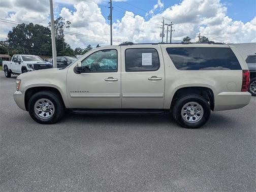 2014 Chevrolet Suburban 1500 LT
