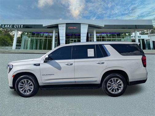 2022 GMC Yukon SLT