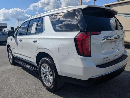 2022 GMC Yukon SLT