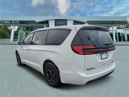 2022 Chrysler Pacifica Hybrid Touring L