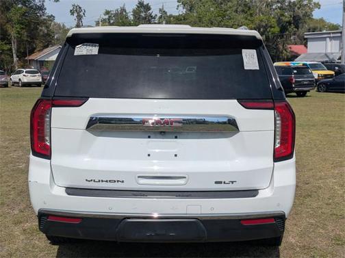 2022 GMC Yukon SLT