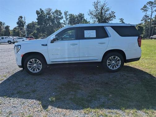 2023 GMC Yukon SLT
