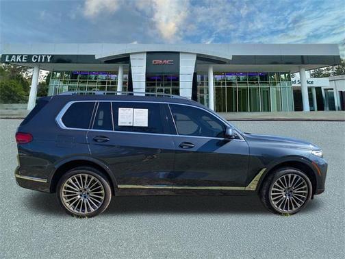 2021 BMW X7 xDrive40i