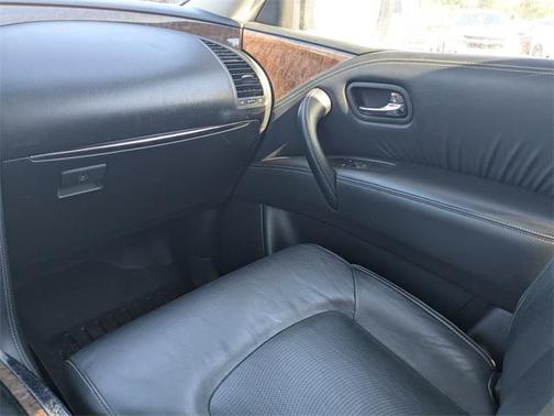 2016 INFINITI QX80 Base