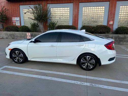 2018 Honda Civic EX-L