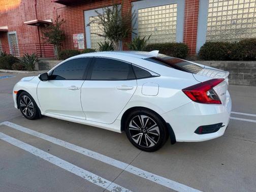 2018 Honda Civic EX-L