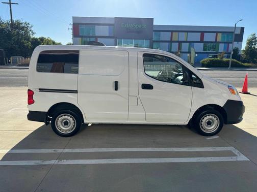 2019 Nissan NV200 S
