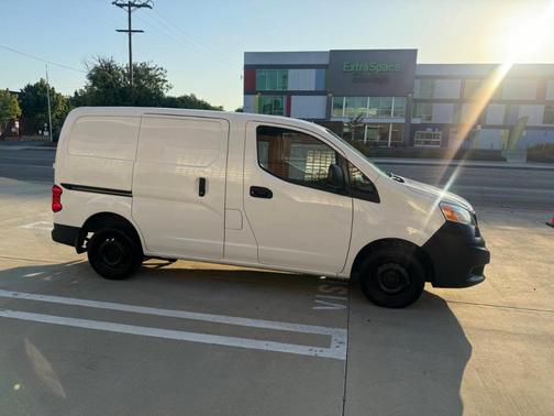 2021 Nissan NV200 S