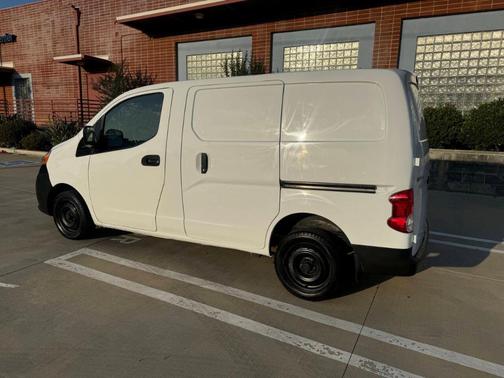 2021 Nissan NV200 S